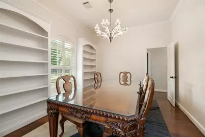 9406 Bevlyn Drive, Houston, TX 77025 - Photo 6