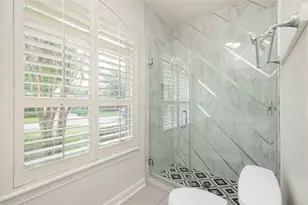 9406 Bevlyn Dr, Houston, TX 77025 - Photo 16