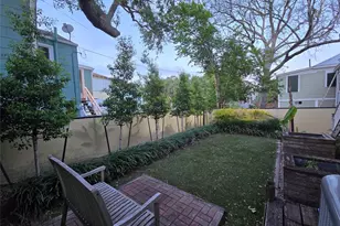 2526 Ursuline St, Galveston, TX 77550 - Photo 18