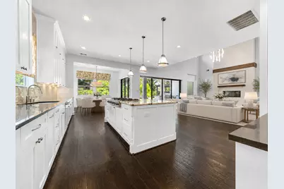 94 Gildwood Place, Tomball, TX 77375 - Photo 4