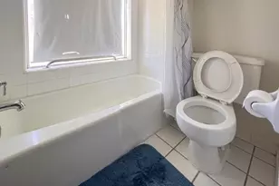 10407 Huntington Wood Dr, Houston, TX 77099 - Photo 12