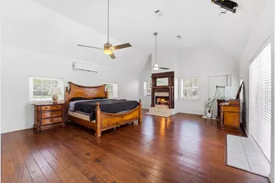 13392 Southshore Drive, Conroe, TX 77304 - Photo 16