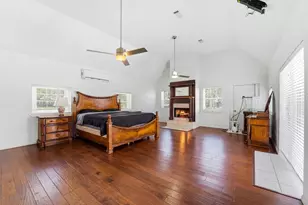 13392 Southshore Dr, Conroe, TX 77304 - Photo 16