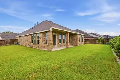 15551 Blue Lake Drive, Mont Belvieu, TX 77523 - Photo 22