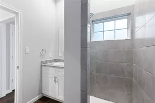 4919 Paradigm Ln, Spring, TX 77379 - Photo 12