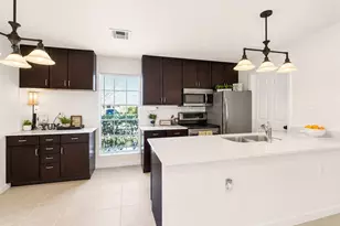 12014 Flushing Meadows Dr, Houston, TX 77089 - Photo 2