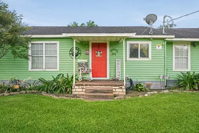 765 Norcross Road, Wallis, TX 77485 - Photo 2