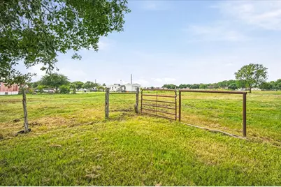 765 Norcross Road, Wallis, TX 77485 - Photo 28