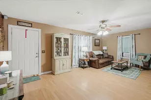765 Norcross Rd, Wallis, TX 77485 - Photo 18