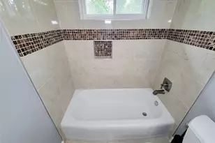 5846 Ettrick Dr, Houston, TX 77035 - Photo 32