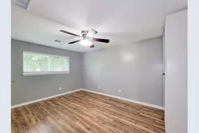 5846 Ettrick Drive, Houston, TX 77035 - Photo 14