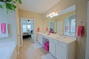 27930 Barberry Banks Ln, Fulshear, TX 77441 - Photo 12