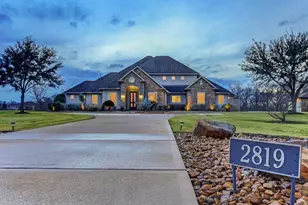 2819 Palmetto Bend, Richmond, TX 77406 - Photo 2