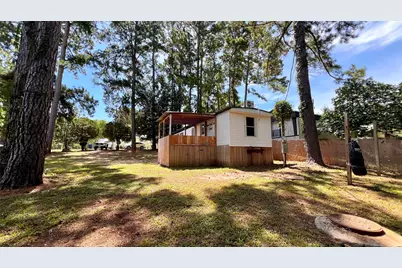 14419 W Lee Shore Drive, Willis, TX 77318 - Photo 18