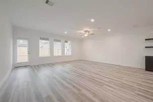 3018 Skyline Mesa Dr, Houston, TX 77047 - Photo 4