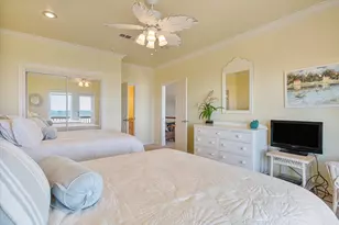 4040 Biscayne Beach Rd, Port Bolivar, TX 77650 - Photo 32