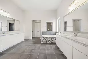 5735 Genoa Springs Ln, Sugar Land, TX 77479 - Photo 28