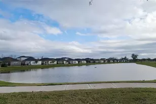 201 Water Grass Trl, Clute, TX 77531 - Photo 36