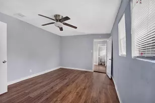 11407 Duane St, Houston, TX 77047 - Photo 4