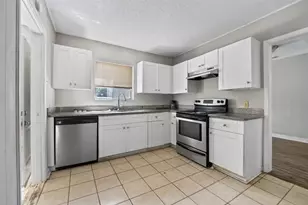 11407 Duane St, Houston, TX 77047 - Photo 2