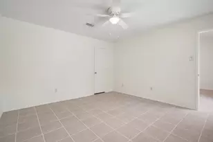 72 Oldstream Ct, The Woodlands, TX 77381 - Photo 16