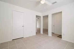 72 Oldstream Ct, The Woodlands, TX 77381 - Photo 6