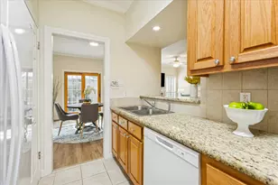 701 Bering Dr, Houston, TX 77057 - Photo 10