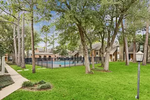 701 Bering Dr, Houston, TX 77057 - Photo 2