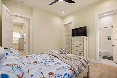 11207 Schwartz Drive, Galveston, TX 77554 - Photo 28