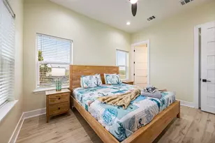 11207 Schwartz Dr, Galveston, TX 77554 - Photo 20