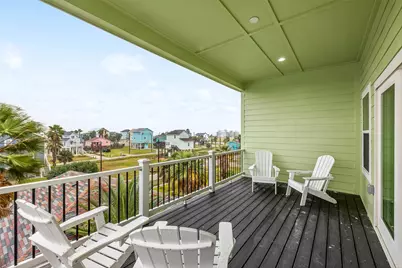 11207 Schwartz Drive, Galveston, TX 77554 - Photo 30