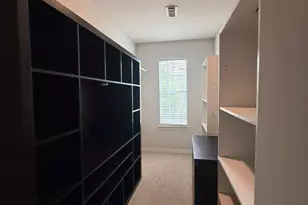 9623 Elmview Pl, Houston, TX 77080 - Photo 10