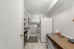 355 N Post Oak Ln, Houston, TX 77024 - Photo 14