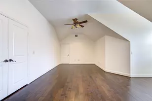 4615 Laurel St, Bellaire, TX 77401 - Photo 40