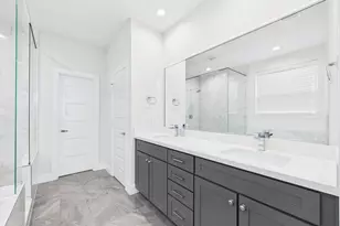 2761 Clinton Dr, Houston, TX 77020 - Photo 20