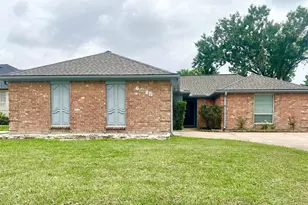 6218 Woodland Forest Dr, Houston, TX 77088 - Photo 1