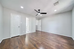 619 Green Belt Dr, Sugar Land, TX 77498 - Photo 30