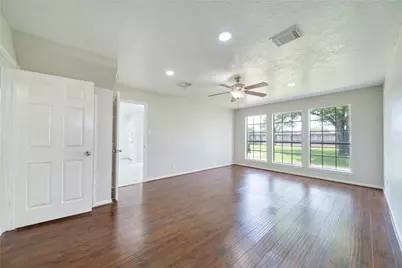 619 Green Belt Drive, Sugar Land, TX 77498 - Photo 16