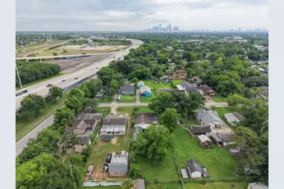 1213 Post Street, Houston, TX 77022 - Photo 8