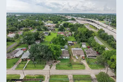 1213 Post Street, Houston, TX 77022 - Photo 14