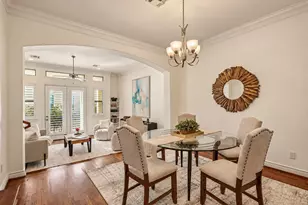 1102 Sherwood Run, Houston, TX 77043 - Photo 1