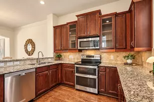 1102 Sherwood Run, Houston, TX 77043 - Photo 6