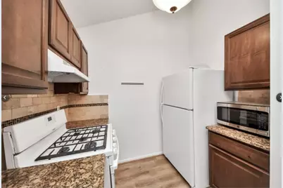 19920 Wescliffe Court, Cypress, TX 77433 - Photo 6
