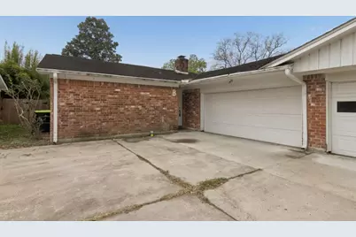 3215 Palm Desert Lane #B, Missouri City, TX 77459 - Photo 4