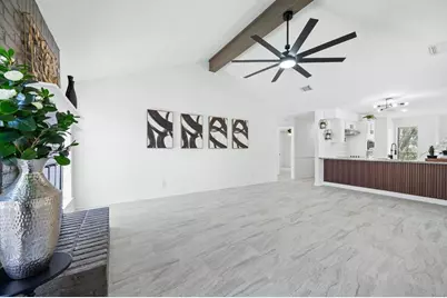 1819 Gaucho Circle, La Porte, TX 77571 - Photo 10