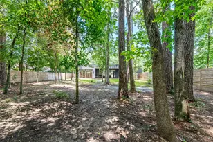 1601 Beech Dr, Conroe, TX 77385 - Photo 4