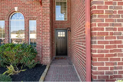 1104 Lake Shore Drive, Pearland, TX 77581 - Photo 6