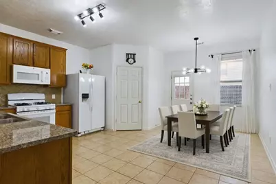 7402 Bering Landing Dr, Cypress, TX 77433 - Photo 6