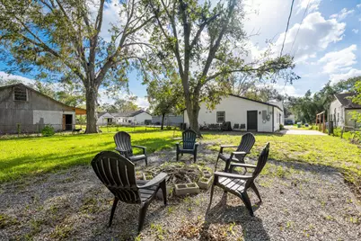 729 Kyle Street, Angleton, TX 77515 - Photo 36
