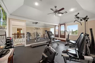 1810 Watercastle Ct, Houston, TX 77077 - Photo 26